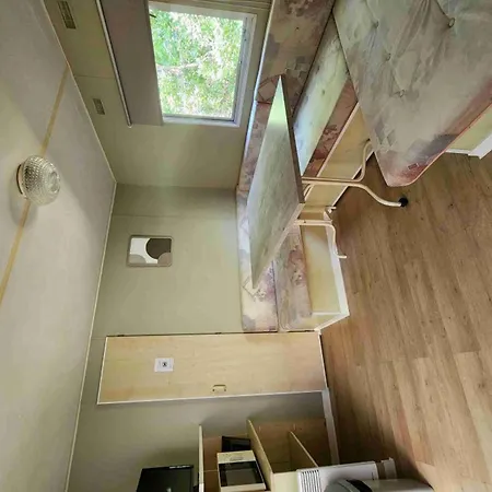 Mobil-home Avec Clim Et Tv - 2 Pers. - Api-1-52-2956 Kemp *